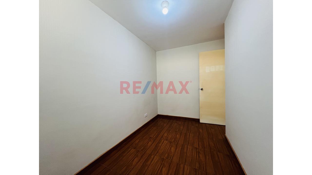 Vendo Departamento En San Miguel, Primer Piso Y Con Cochera. — foto 8