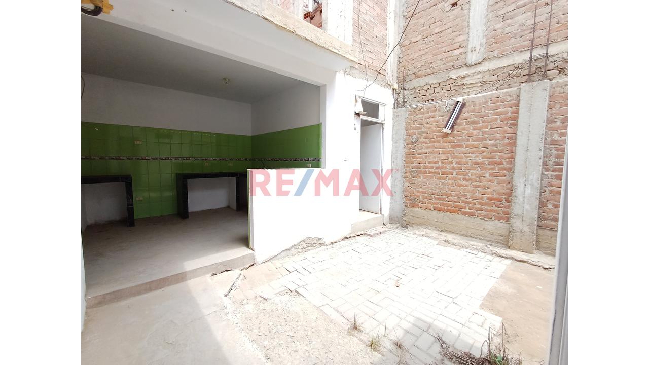 Se Vende Casa De Playa En Huanchaco - 5