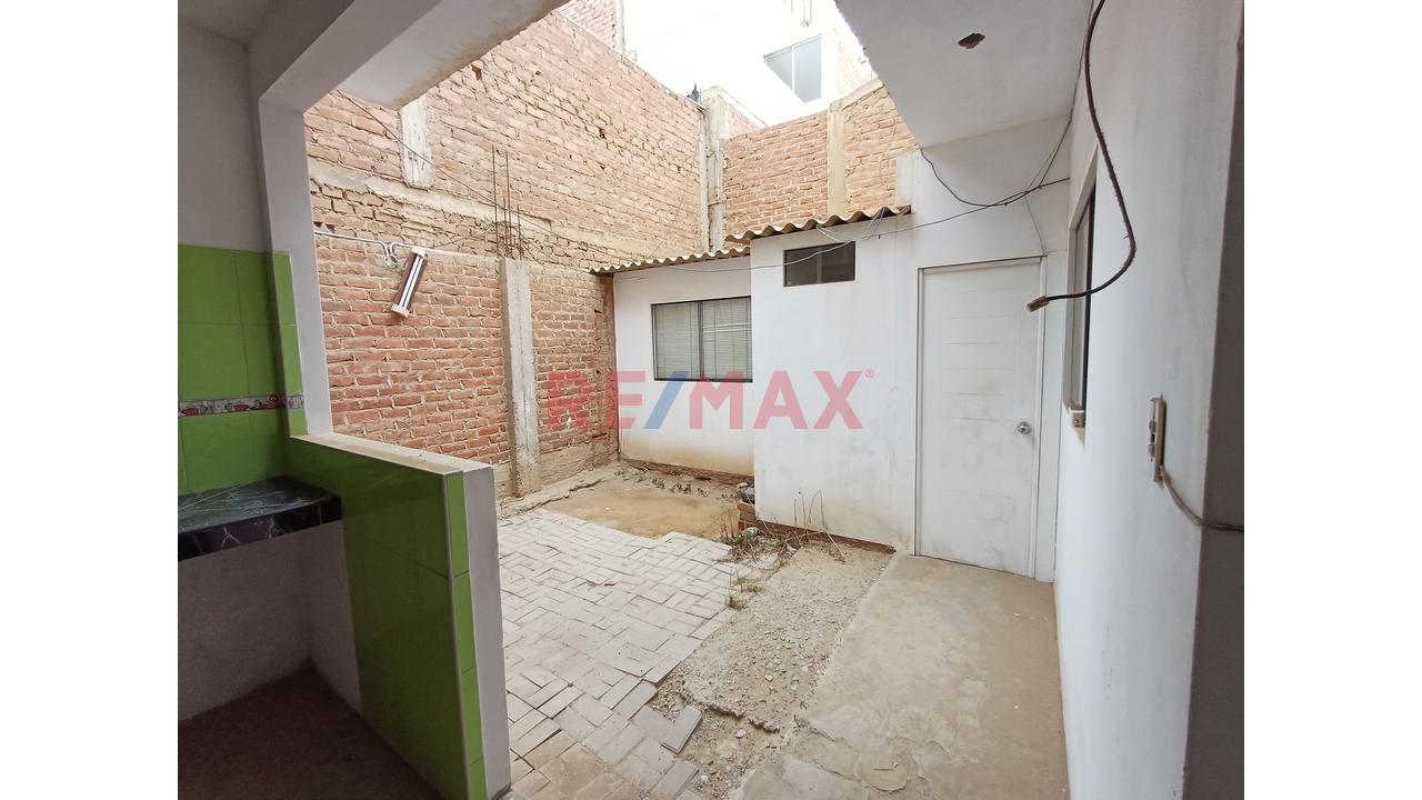 Se Vende Casa De Playa En Huanchaco - 4