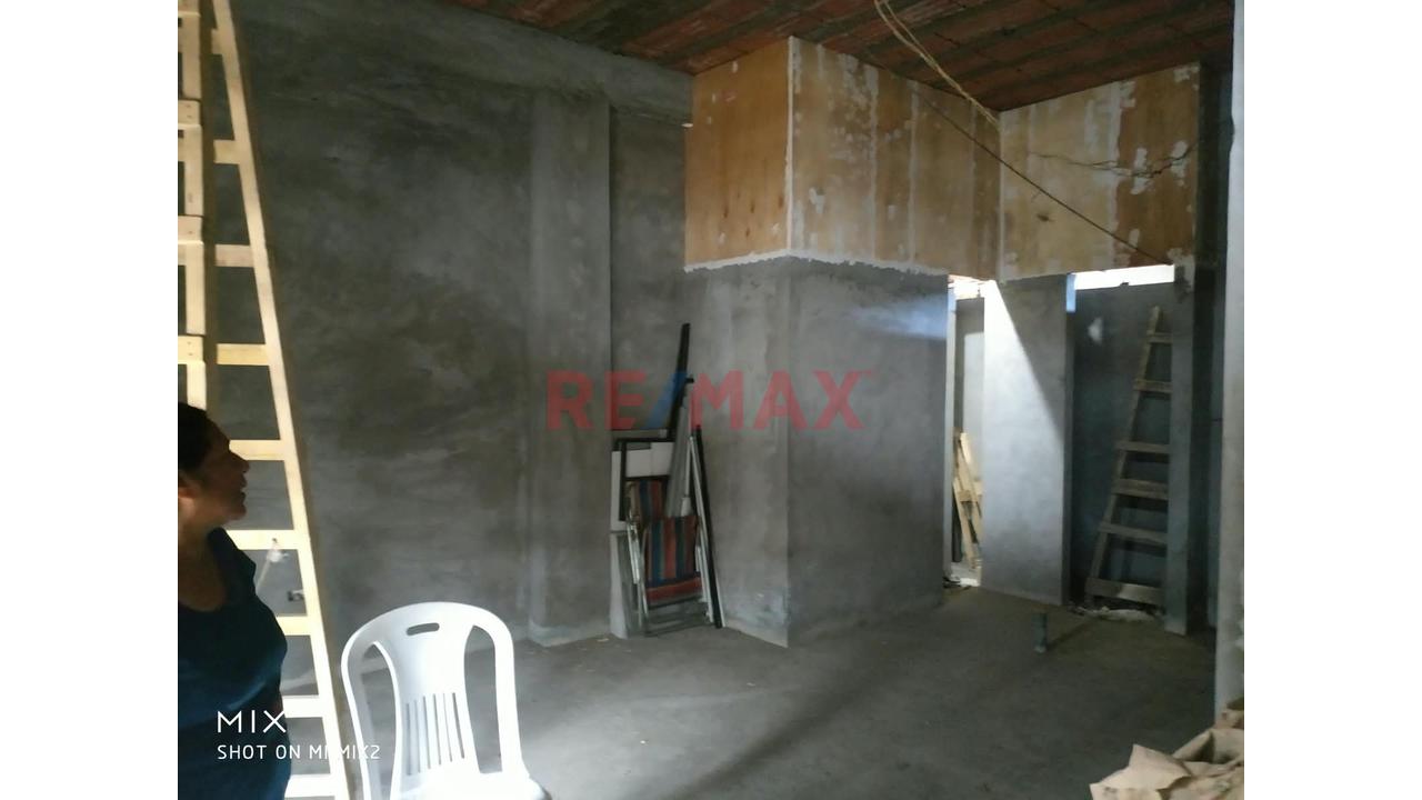 Local Comercial De 2 Pisos En Av. Izaguirre – 117 M² — foto 7