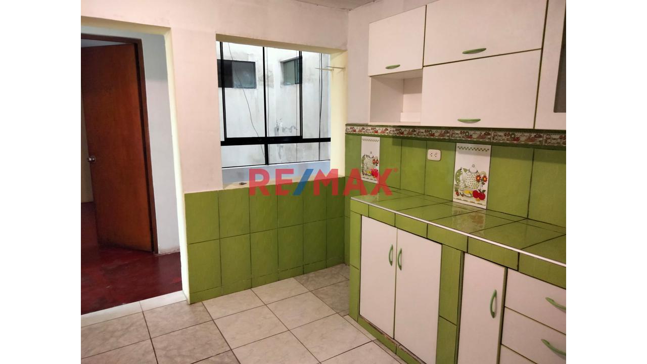 Venta De Departamento Calle 16 San Juan De Lurigancho - 18