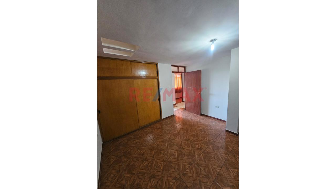 Alquilo Amplio Departamento — foto 12