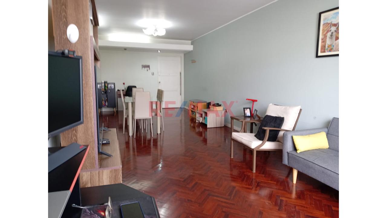 Departamento Cerca A Parque Clorinda Matto Turner — foto 3
