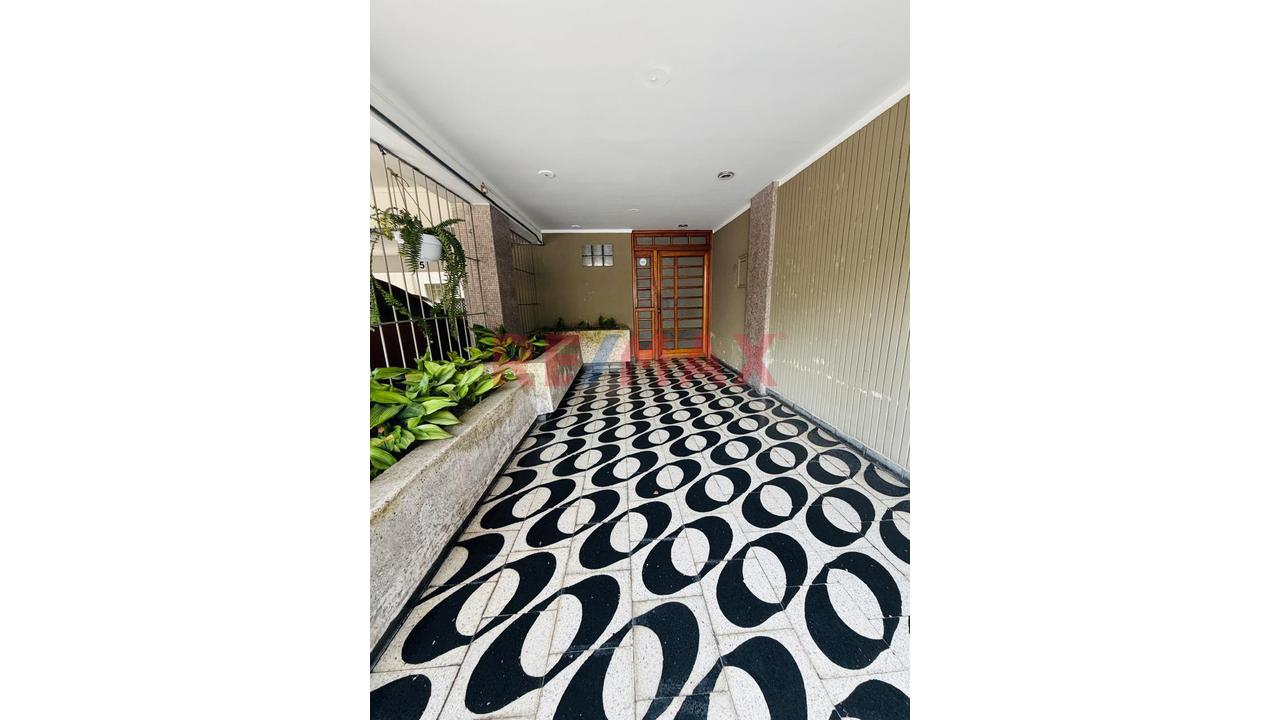 Departamento Cerca A Parque Clorinda Matto Turner — foto 6