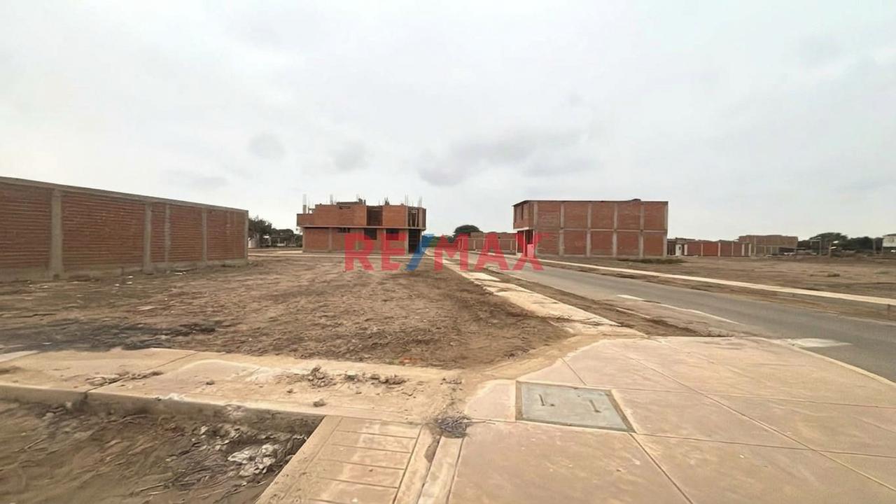Terreno En Esquina - Ensenada