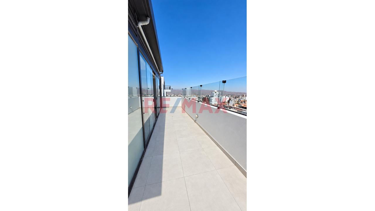 Dúplex Con Gran Terraza Y Vista Panorámica En Cayma — foto 12