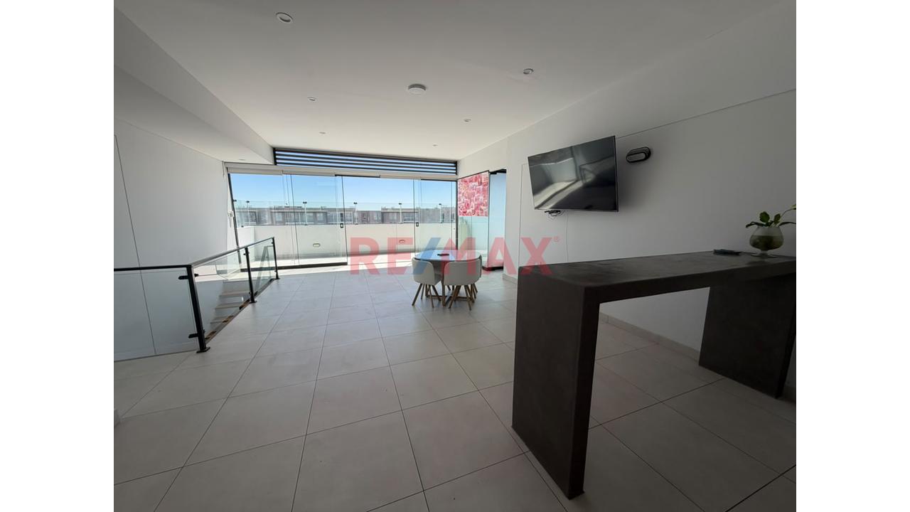 Dúplex Con Terraza, Sala Familiar Y Vista Panorámica En Cayma - 13