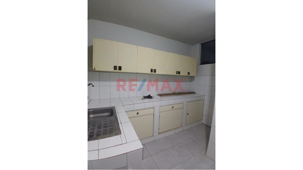 Venta De Departamento En Zona Centrica De Piura — foto 4
