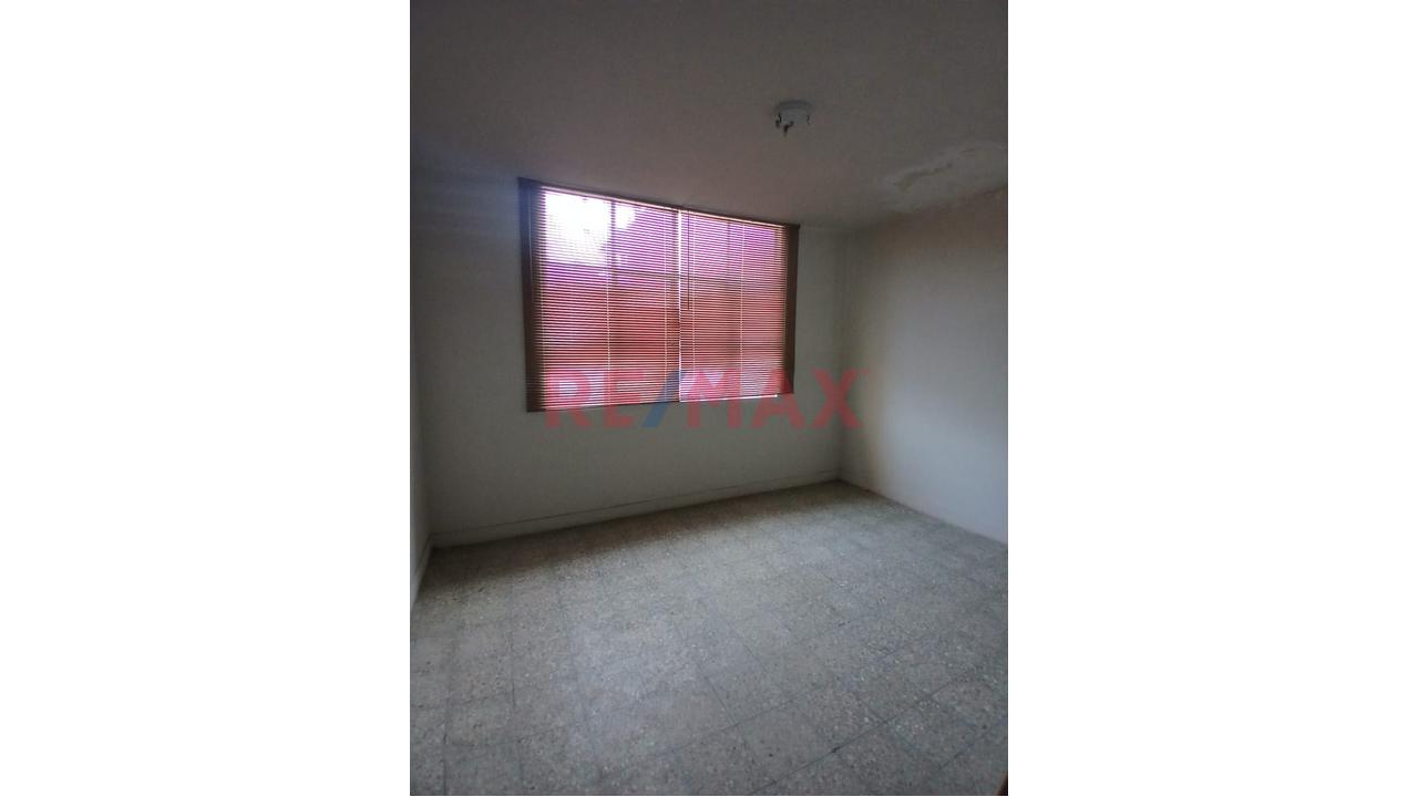 Venta De Departamento En Zona Centrica De Piura — foto 3