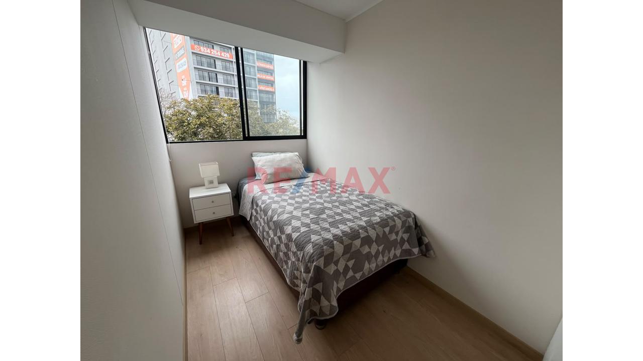 Departamento En Alquiler En Barranco | Amoblado Y Equipado | 2 Dorm. + Vista Al Parque — foto 6