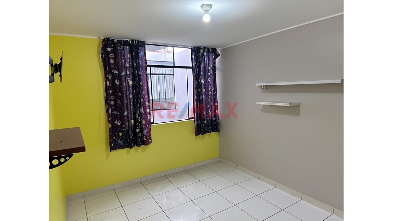En Alquiler - Departamento En Dos Dormitorios En Urbanizaciön Pro - Los Olivos — foto 7
