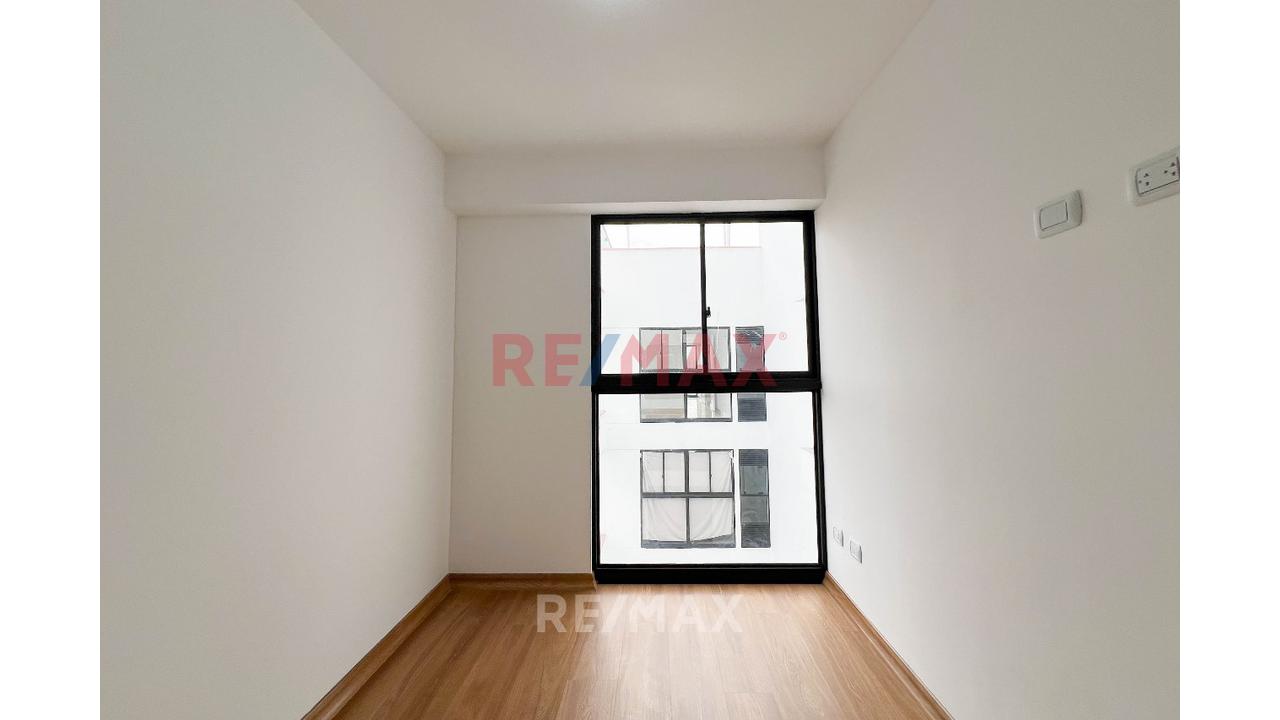 Se Vende Exclusivo Departamento En 2Do Piso Con 2 Cocheras Y Deposito (Como Nuevo) — foto 8