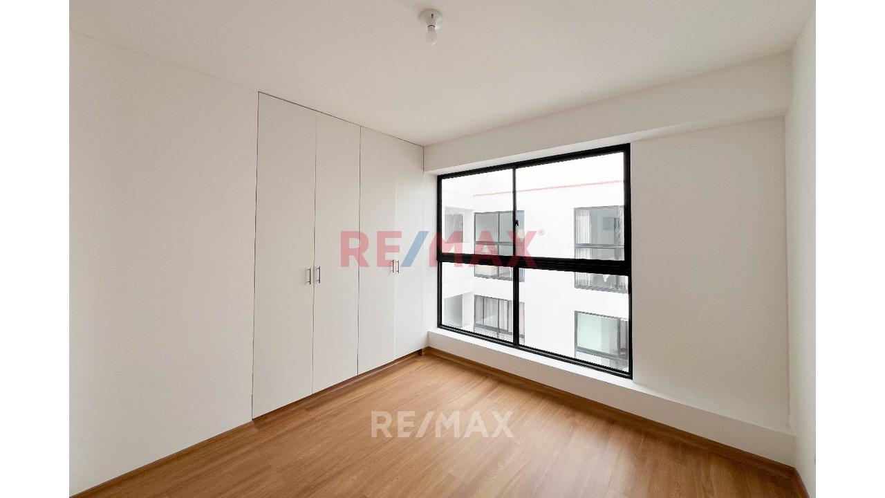 Se Vende Exclusivo Departamento En 2Do Piso Con 2 Cocheras Y Deposito (Como Nuevo) - 17