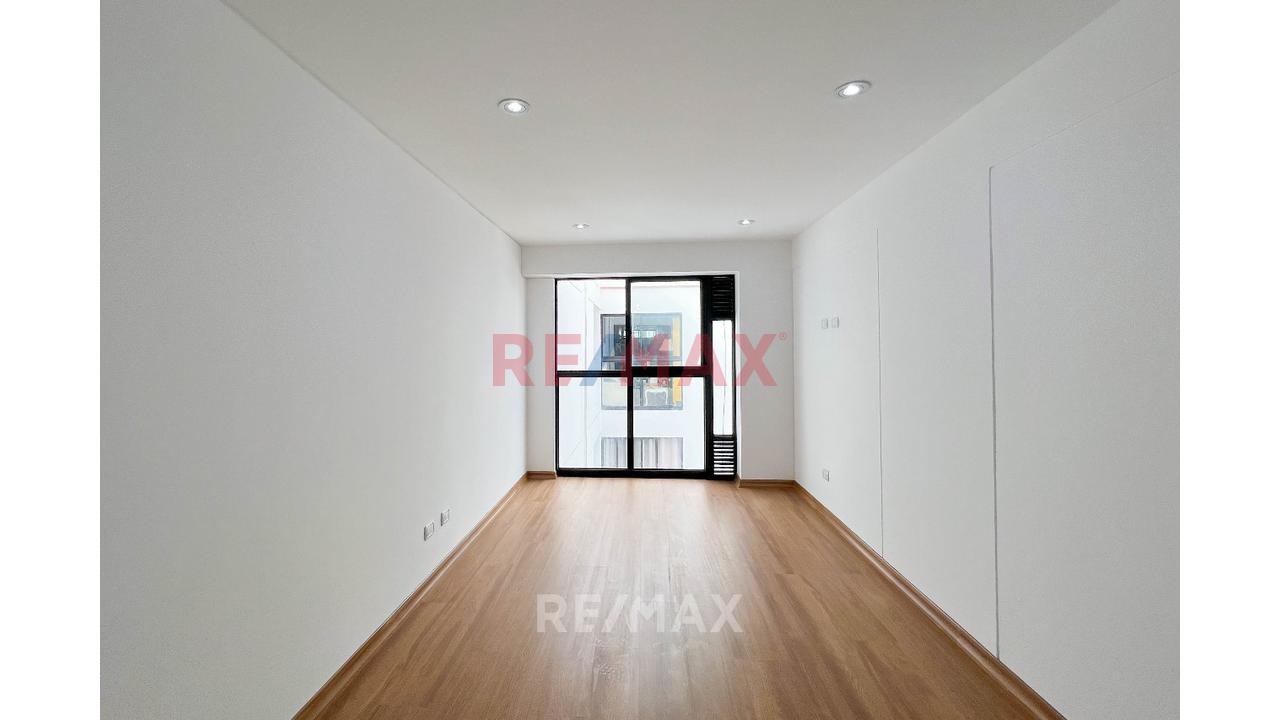 Se Vende Exclusivo Departamento En 2Do Piso Con 2 Cocheras Y Deposito (Como Nuevo) — foto 10