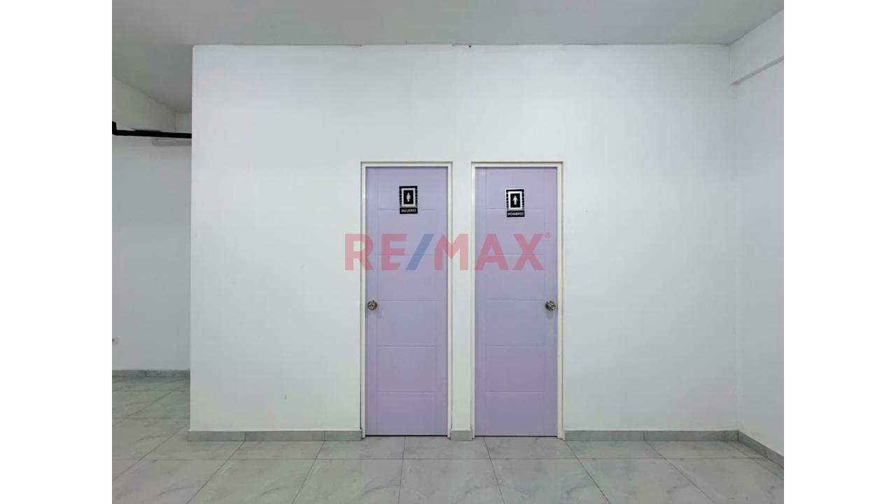 🏢 ¡Oportunidad De Inversión! Local Comercial De 137.53 M² En Primer Piso ¿Buscas Un Local Con Potencial Para Desarrollar Un Negocio Y Atender A Una Clientela Cautiva? — foto 7
