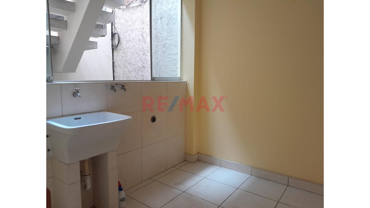 Alquilo Departamento En Chorrillos — foto 2