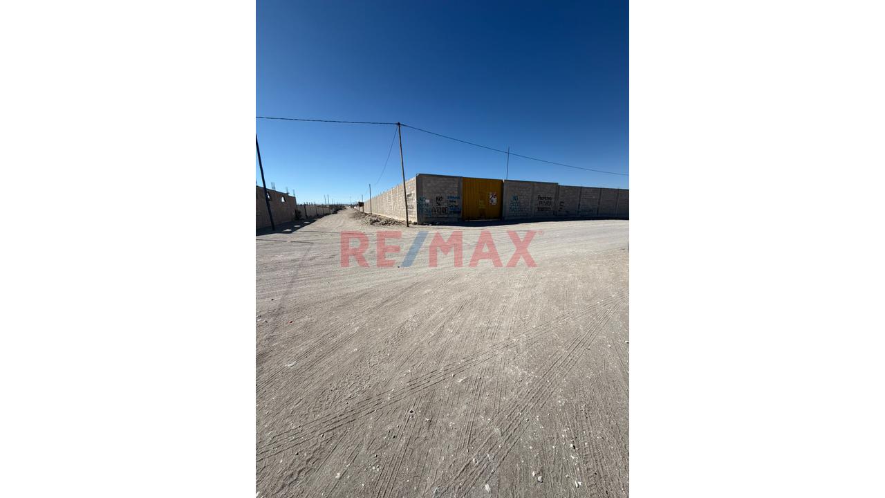 ¡Gran Extensión De Terreno En Majes! | 1,743.76 M² - 3