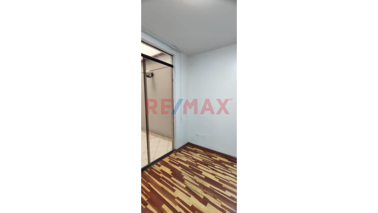 Se Vende Departamento En 1Er Piso En La Molina — foto 7