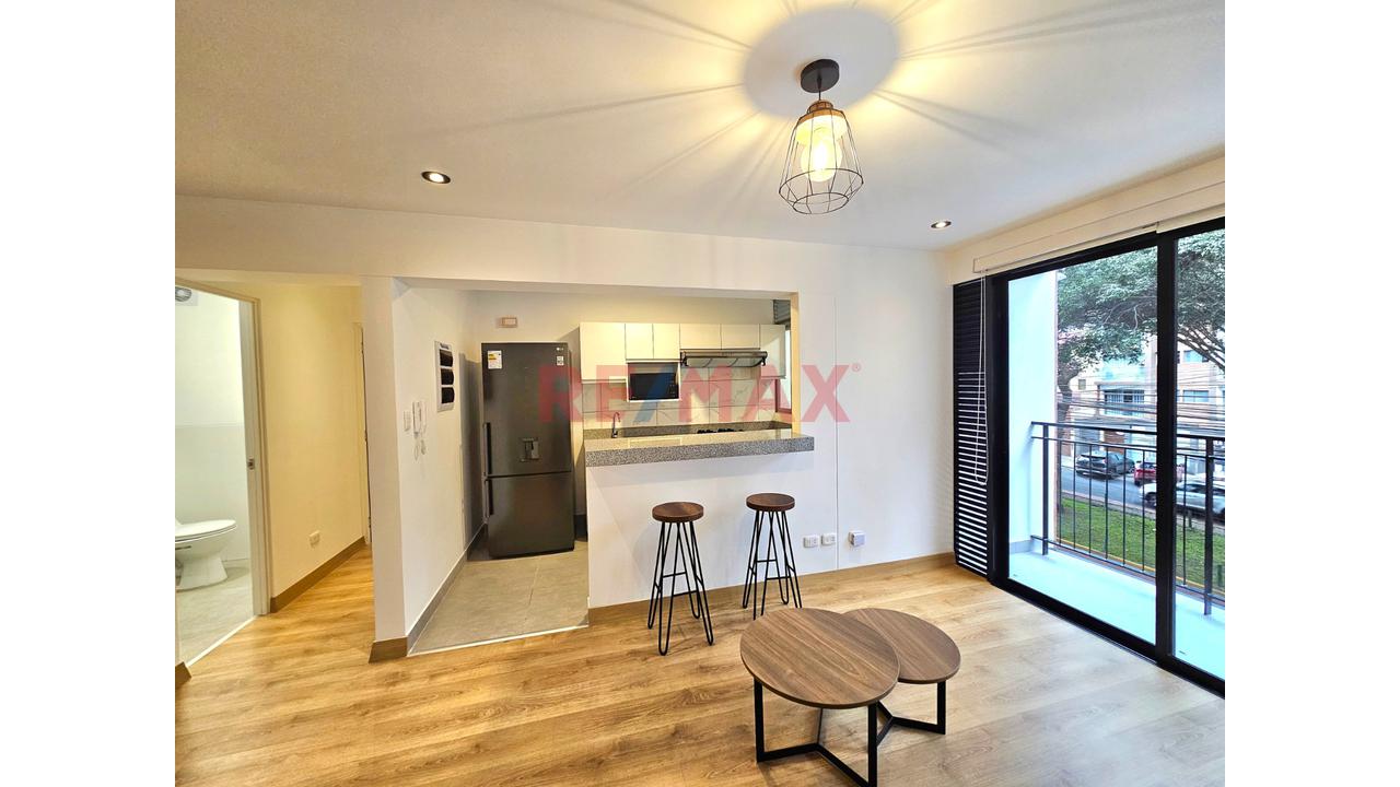 š Venta De Departamento ā Surquillo Avenida Principal Cdra 7 - 17