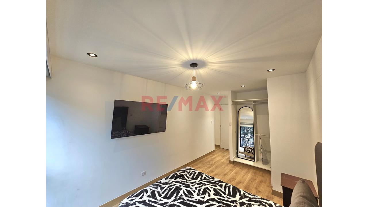 š Venta De Departamento ā Surquillo Avenida Principal Cdra 7 - 20