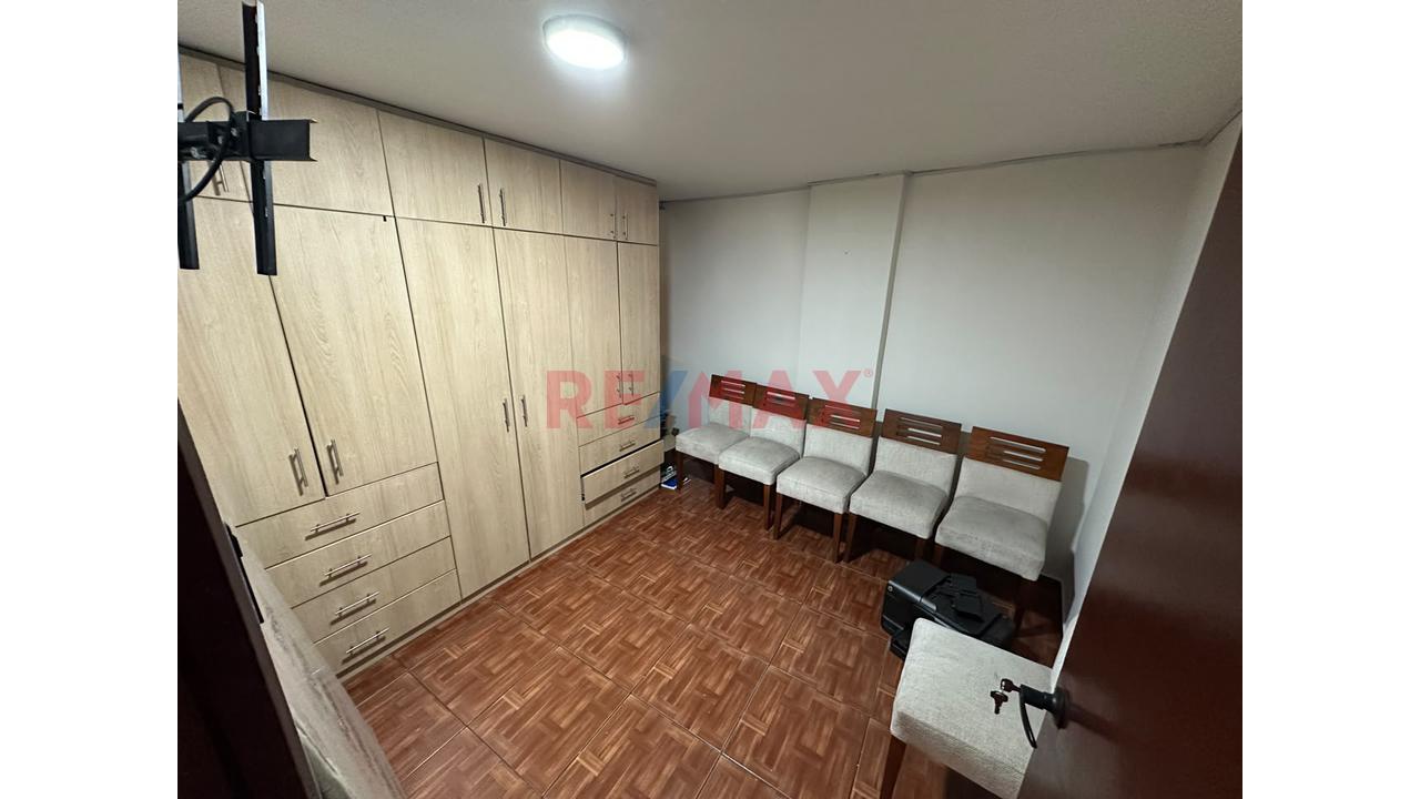 🏡 Departamento En Alquiler En Cerro Colorado — foto 2