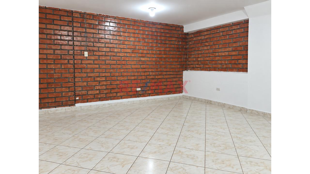 🏢🔥 ¡Local Comercial En Venta En Urb. Quispicanchis – Cusco! - 5