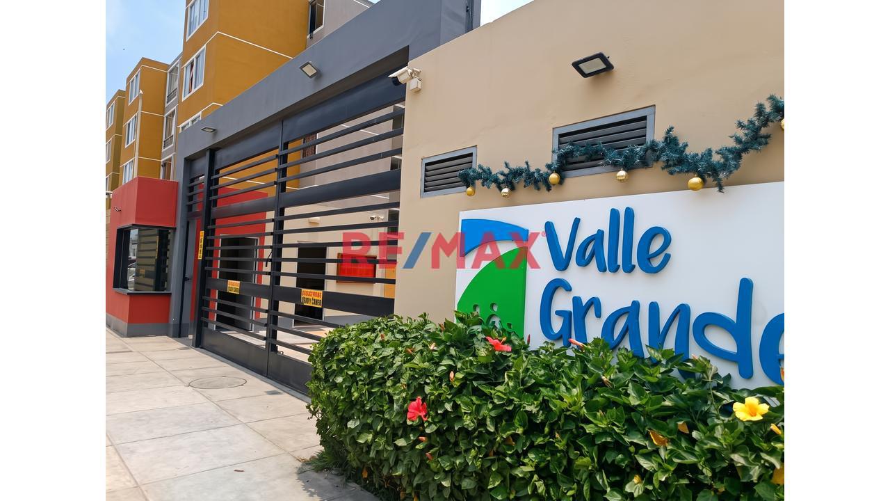 Se Alquila Lindo Departamento De Estreno