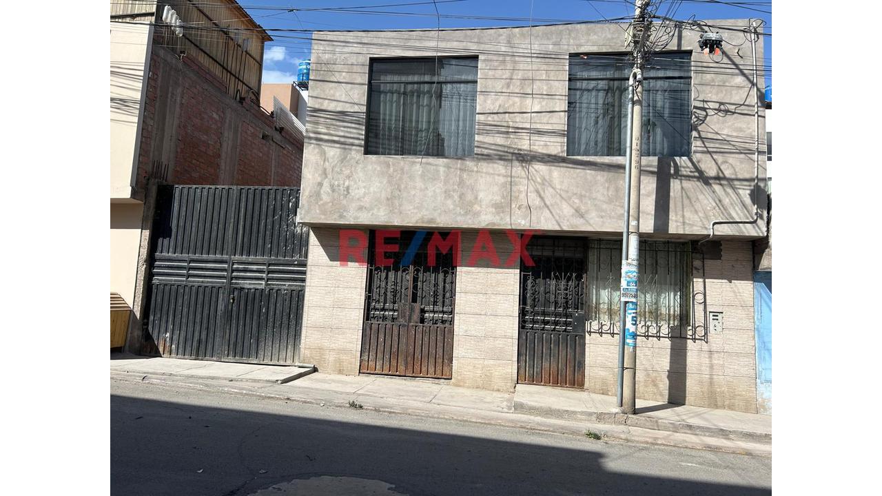 🏠🔥 ¡Gran Oportunidad En Cerro Colorado - Entrada De Ciudad Municipal - 1