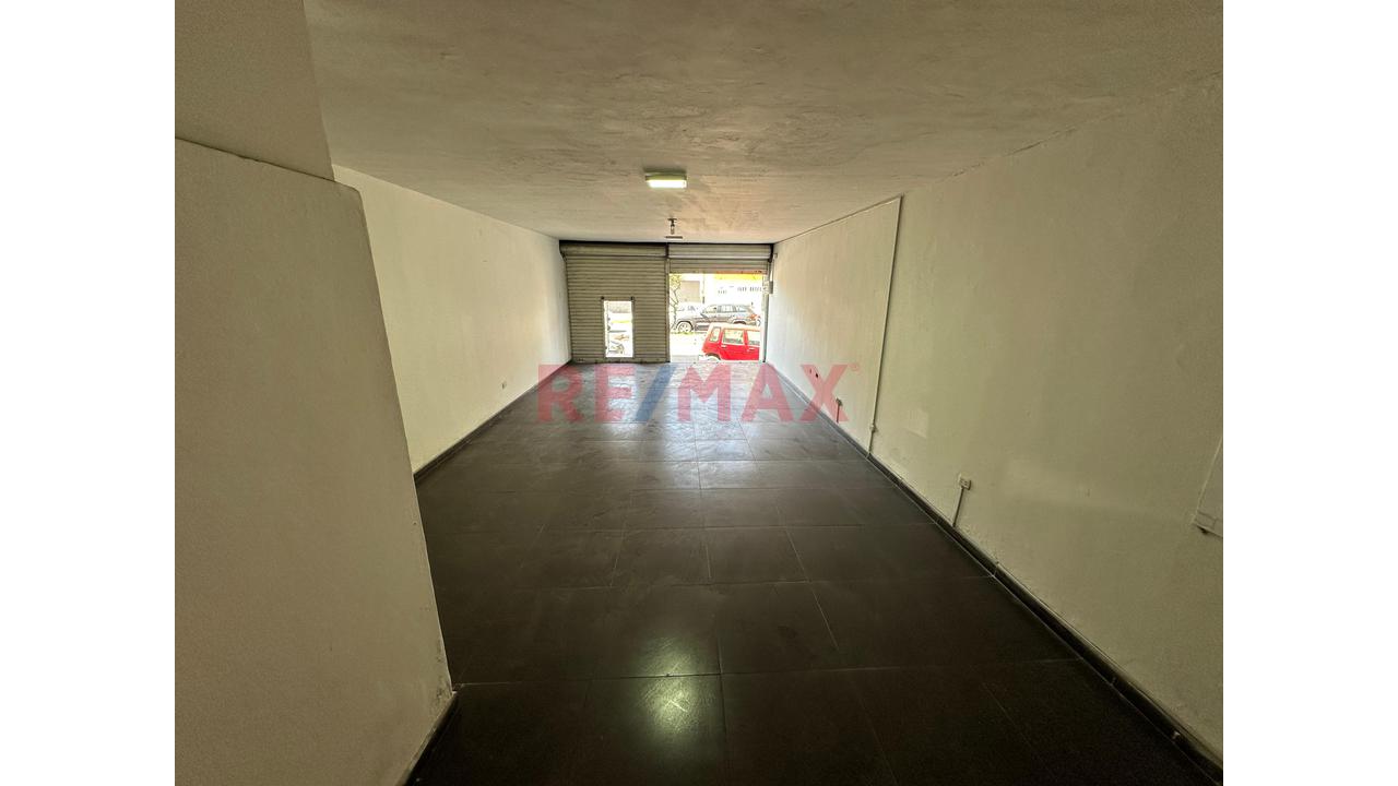 Local Comercial En Alquiler En Cerro Colorado - 7
