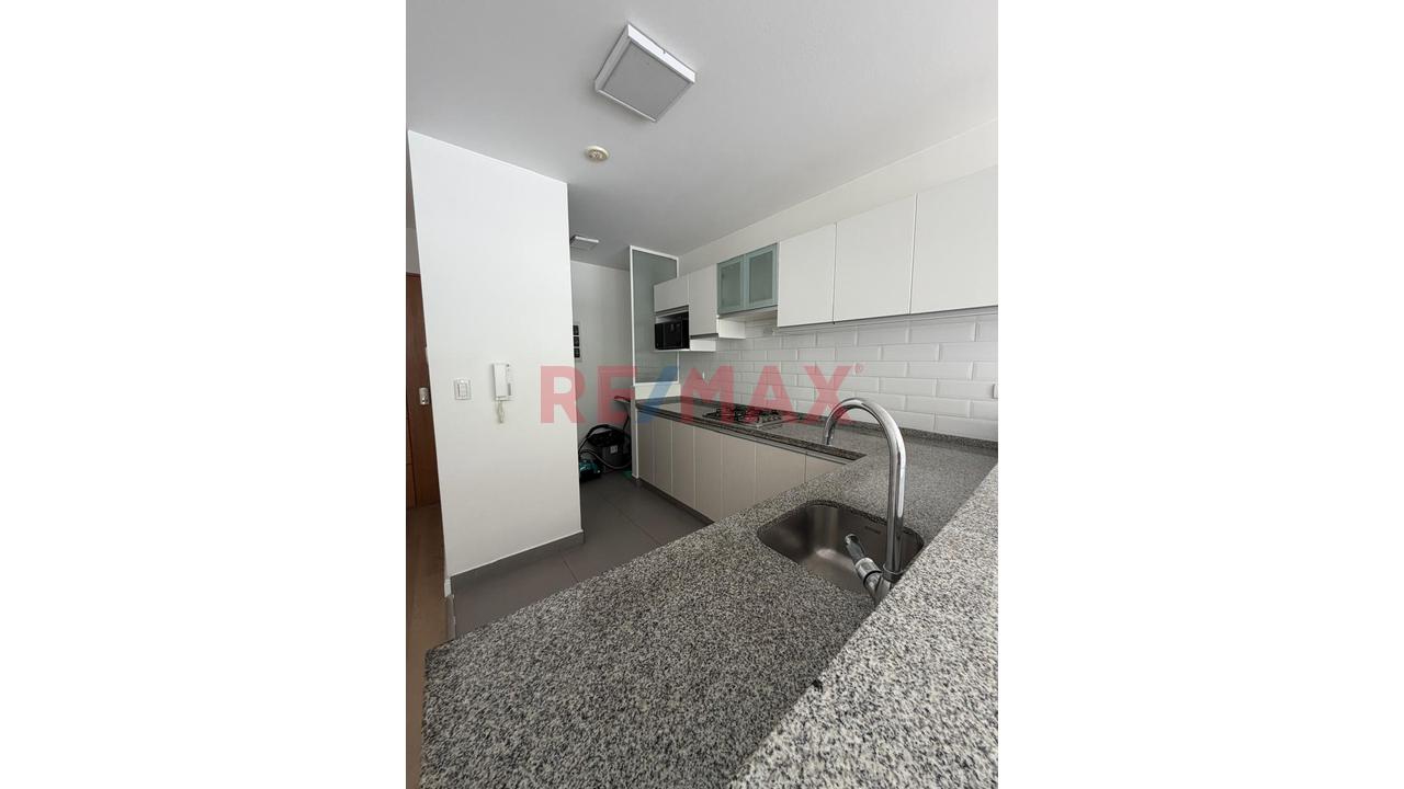 Venta Lindo Departamento En Surquillo — foto 10