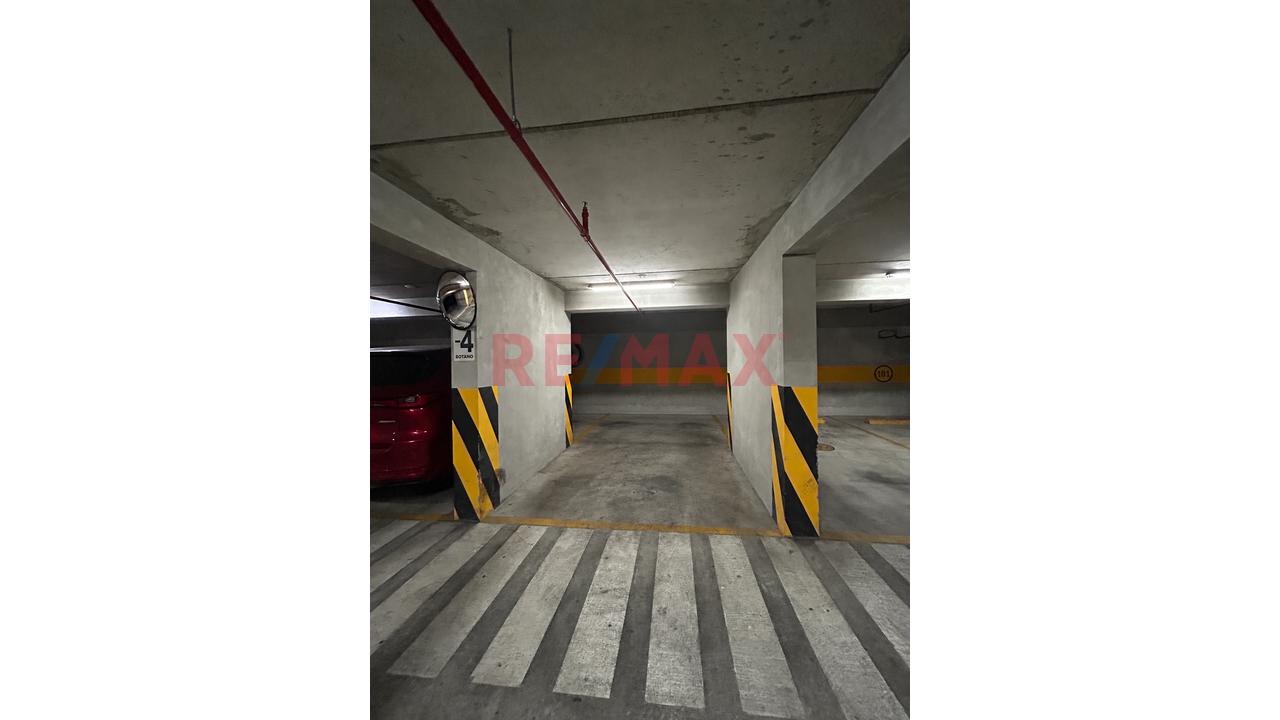 🏙️ Exclusivo Depa + Cochera En Piso 25 Con Balcón | Jesús María - 19