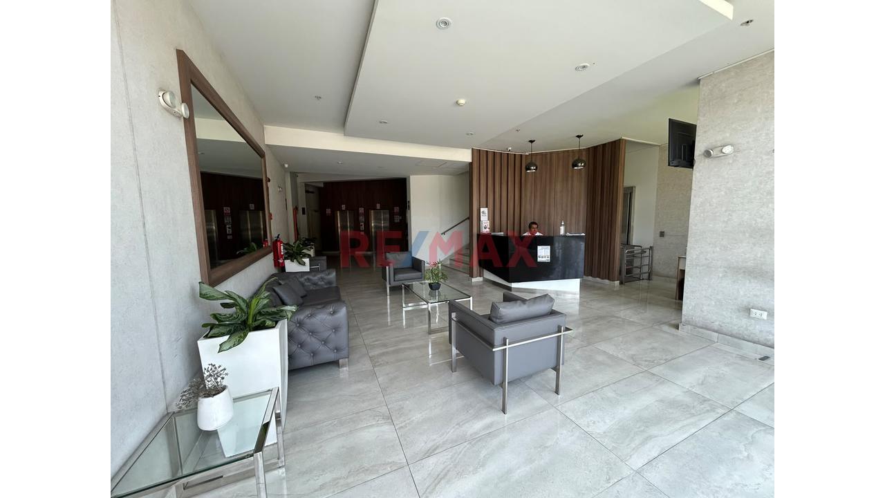 🏙️ Exclusivo Depa + Cochera En Piso 25 Con Balcón | Jesús María - 3