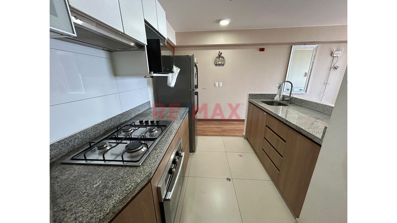 🏙️ Exclusivo Depa + Cochera En Piso 25 Con Balcón | Jesús María - 10
