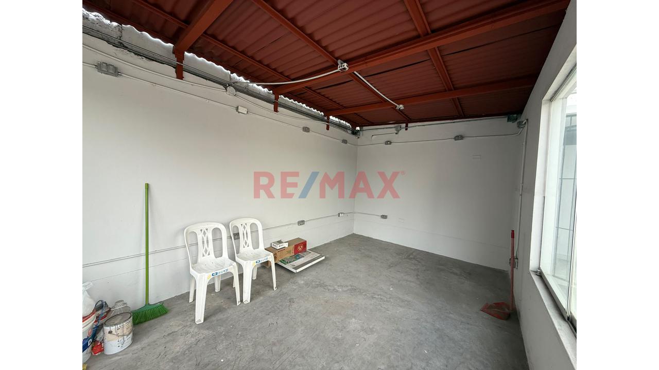 Local Comercial En Alquiler 253M2 En La Av Benavides - 12