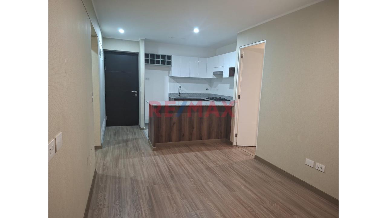 🏢 Alquiler De Departamento En Jesus María — foto 2