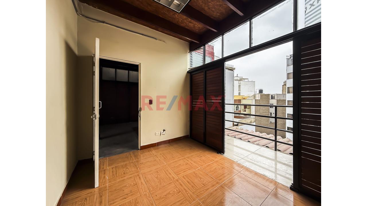 Venta De Edificio Como Inversión - 17