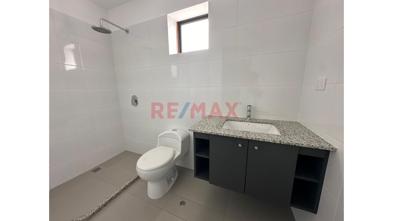 Vendo Departamento En Avenida El Sol Barranco A Una Cuadras Del, Malecon — foto 7