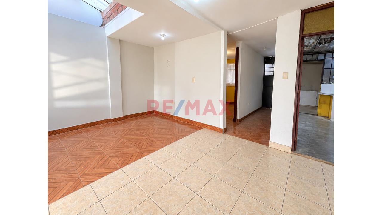 Casa En Venta Frente A Losa Deportiva – Pamplona Alta — foto 5