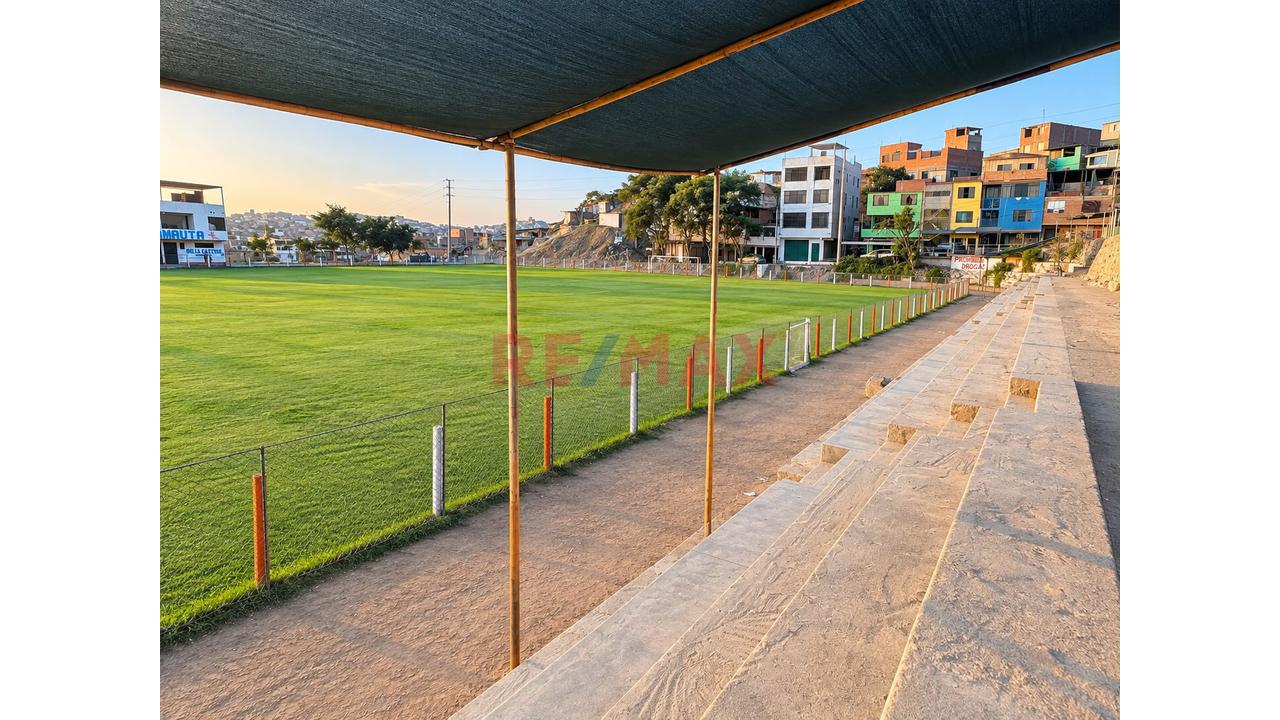Casa En Venta Frente A Losa Deportiva – Pamplona Alta - 19