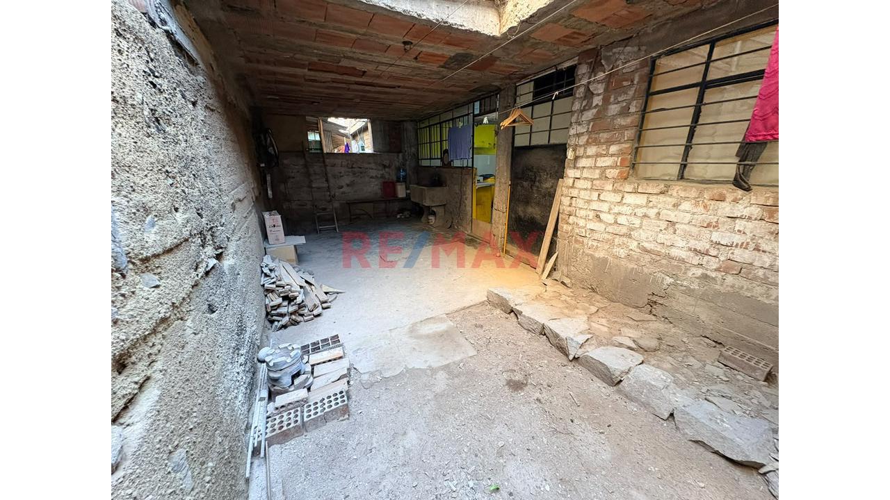 Casa En Venta Frente A Losa Deportiva – Pamplona Alta - 16
