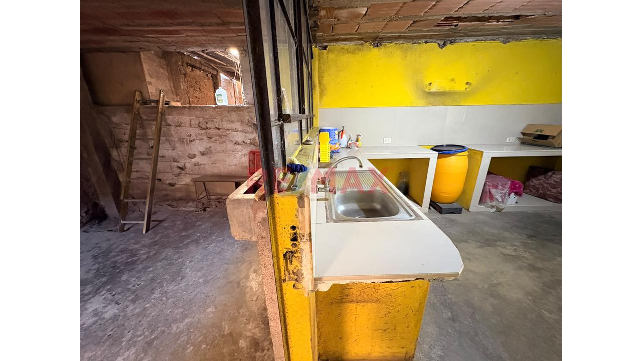 Casa En Venta Frente A Losa Deportiva – Pamplona Alta — foto 14