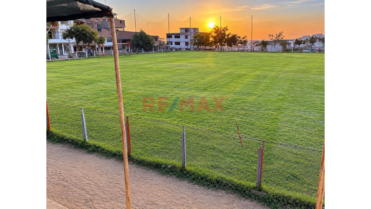 Casa En Venta Frente A Losa Deportiva – Pamplona Alta - 20