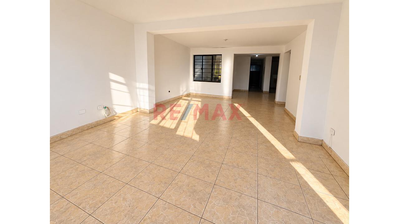 Casa En Venta Frente A Losa Deportiva – Pamplona Alta — foto 4