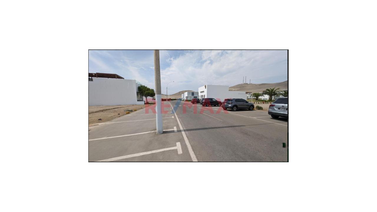 Terreno De Playa En Venta - Asia - 1