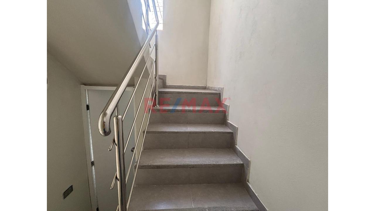 Vive Cerca Del Mall Aventura – En Alquiler Casa Amplia De 4 Dormitorios En Guardia Civil — foto 5