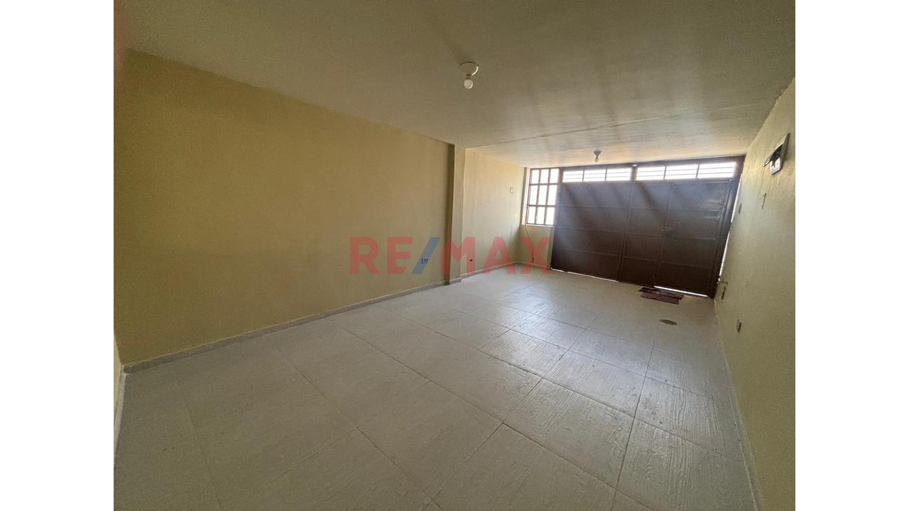 Vive Cerca Del Mall Aventura – En Alquiler Casa Amplia De 4 Dormitorios En Guardia Civil — foto 14