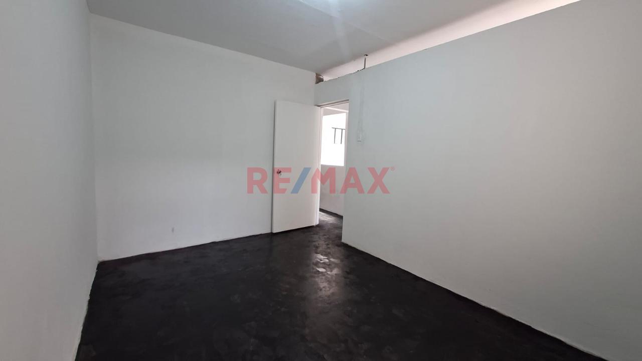 Se Vende Bonita Casa De 3 Pisos Cerca A La Av. Velazco Con Pastor Sevilla — foto 8