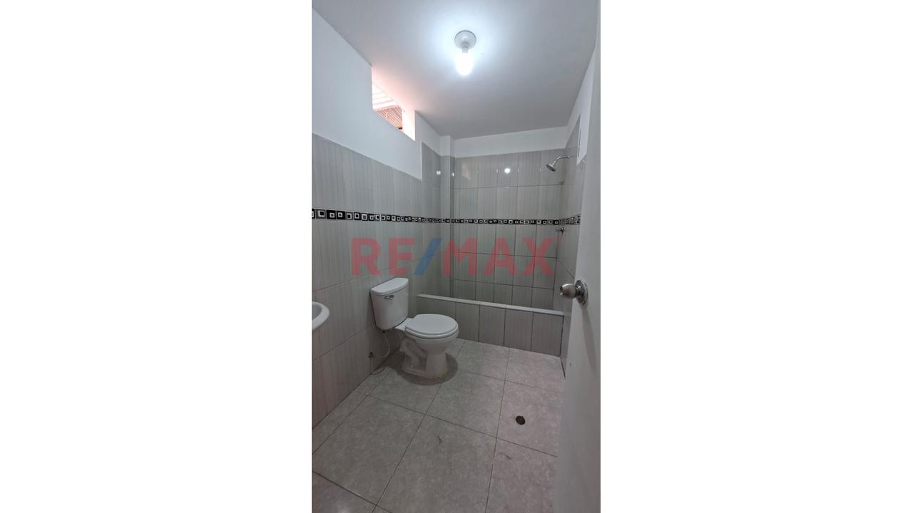 Se Vende Bonita Casa De 3 Pisos Cerca A La Av. Velazco Con Pastor Sevilla — foto 14