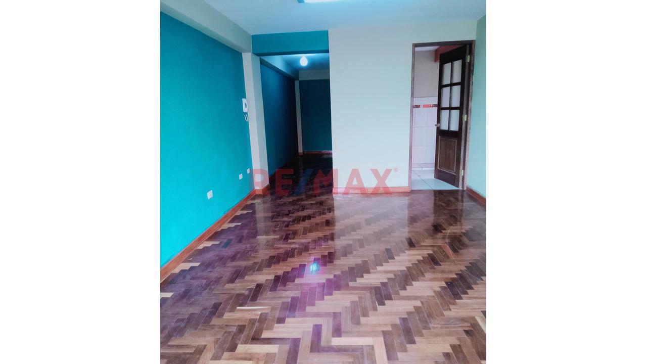 ¡Excelente Oportunidad De Alquiler De Oficina En Urb. Kennedy A, Wanchaq - Cusco! — foto 4