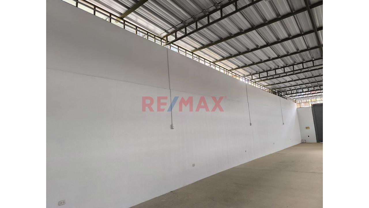 Alquiler De Local Comercial Centro Sullana - Calle Ugarteche - 3